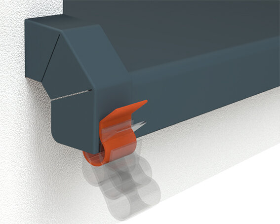 Various push-on phases of the safety clamp on the sliding closure A 500 V with grey window sill