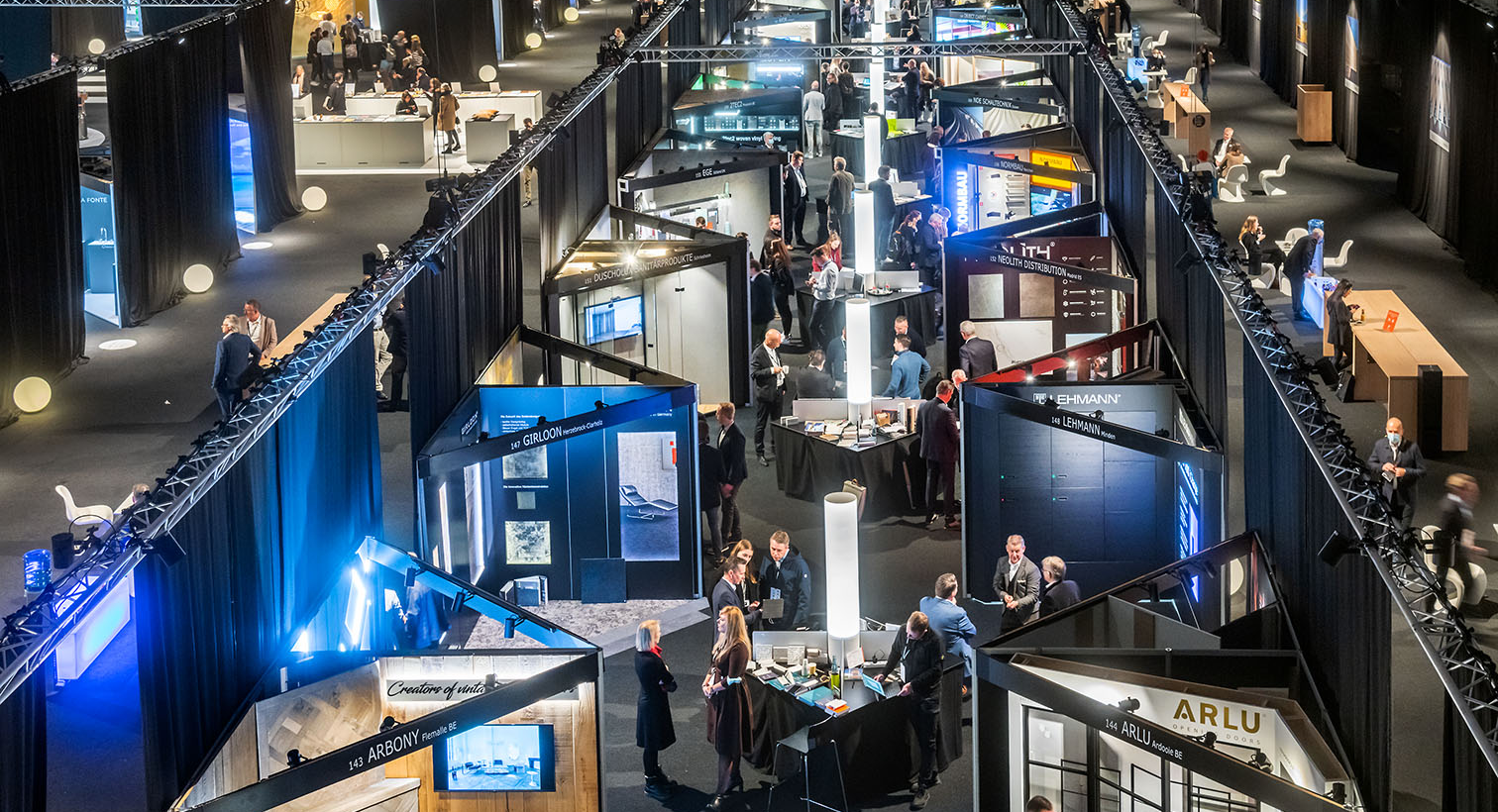 Impression der Architect@Work: Messestände von oben in der Übersicht