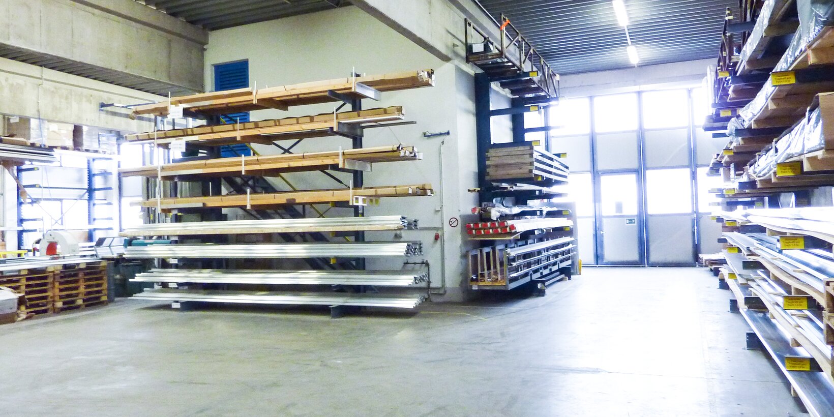 Logistikzentrum von BUG am Standort in Traun