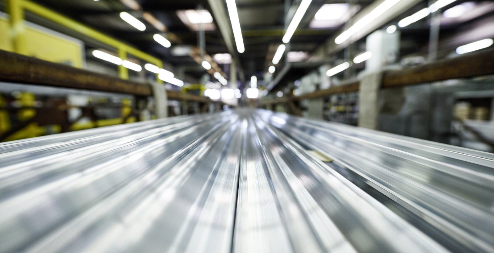 Pressenauslauf am Standort in Vogt